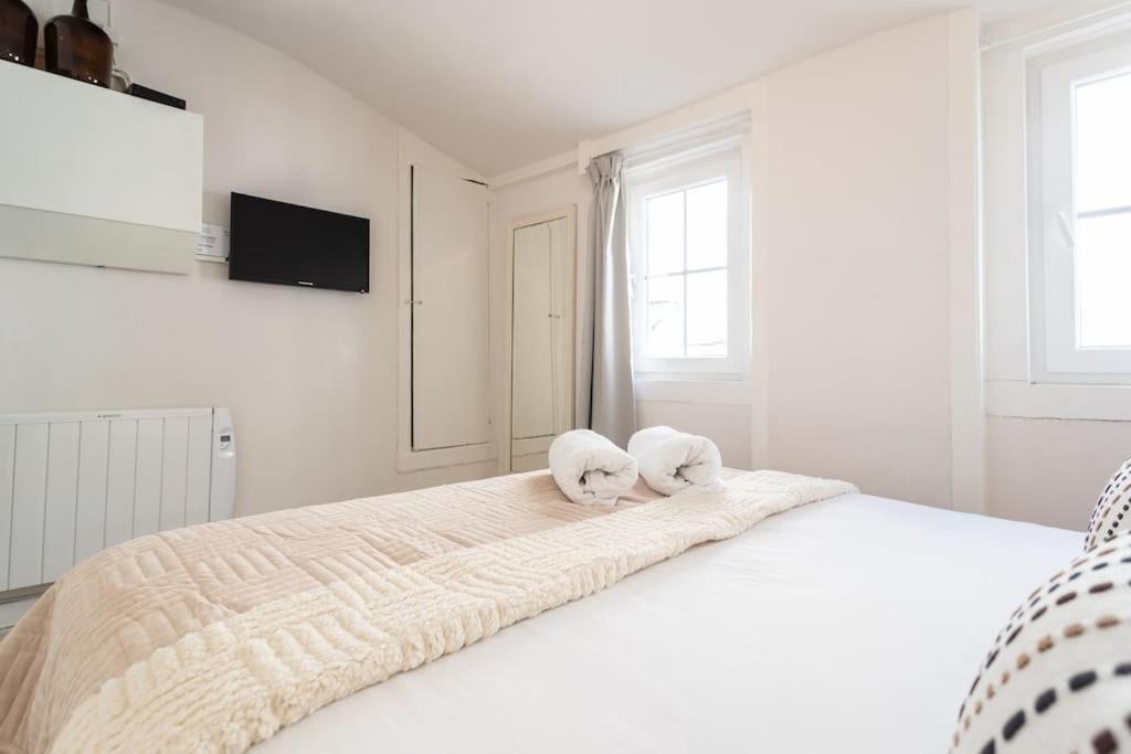 The White Suite Principe Real Lisbon Exterior photo